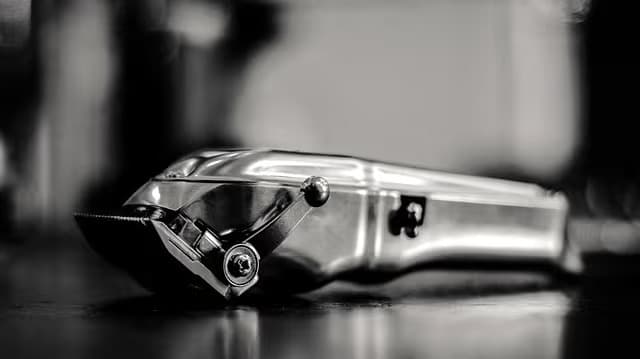 Kuidas hooldada lühikesi juukseid kodus